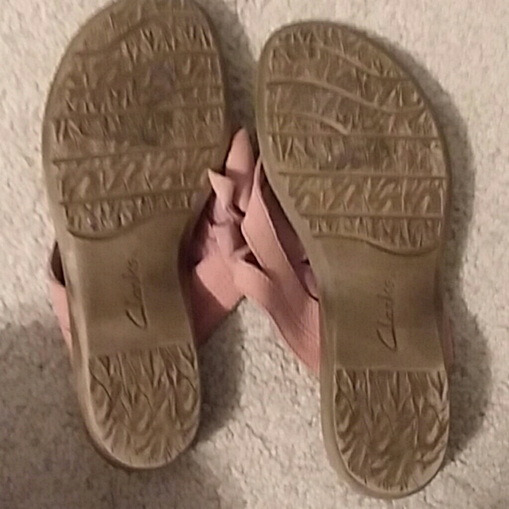 Clark's Bendable Flops - Picture 4 of 4